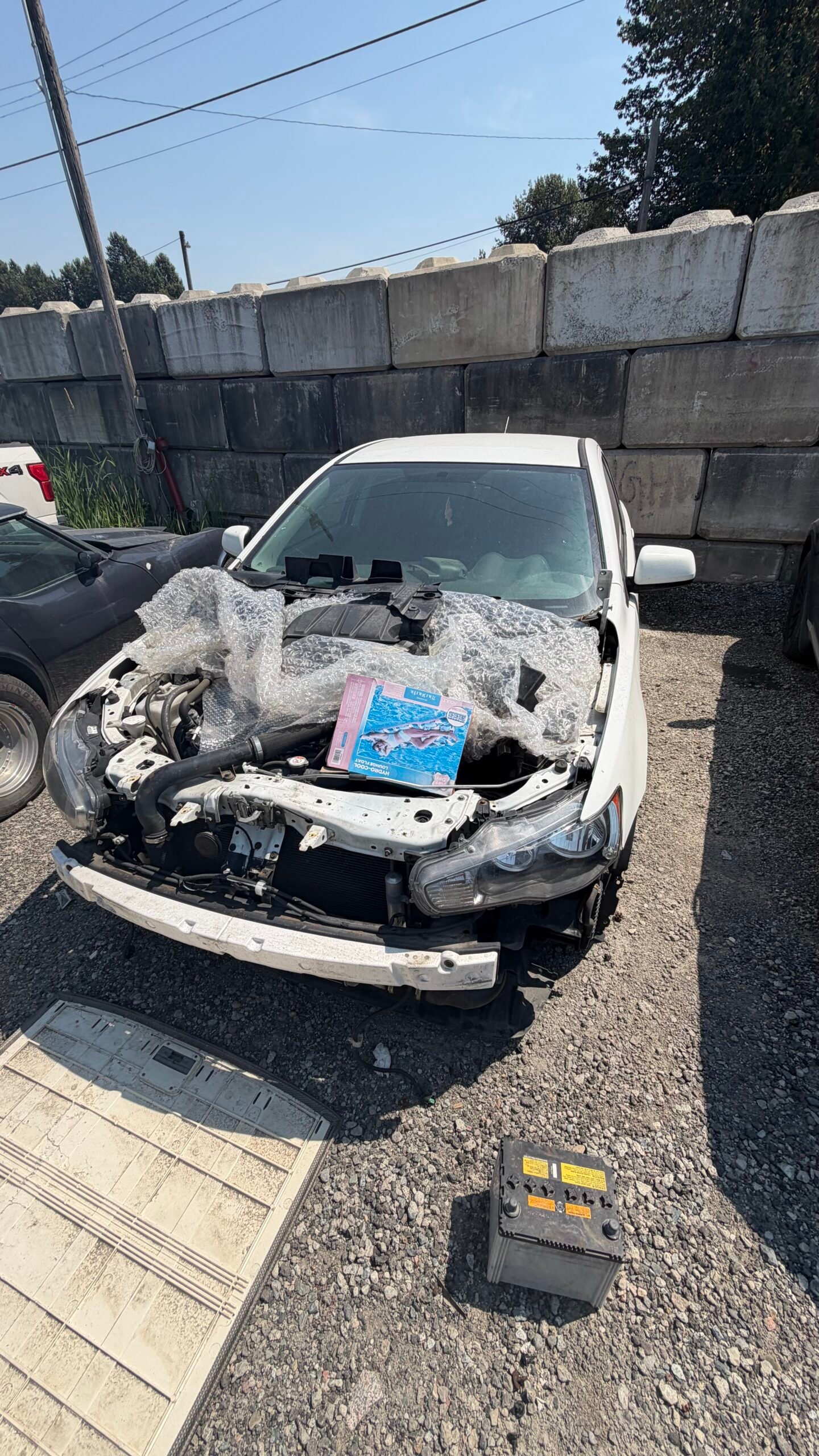Cash for cars tow truck picking up a scrap vehicle in Abbotsford